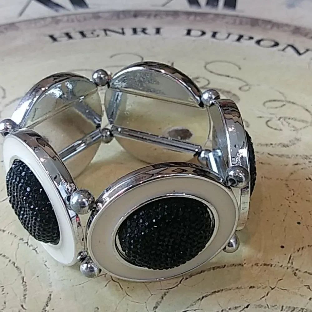 Bracelet - Picture 2 of 5